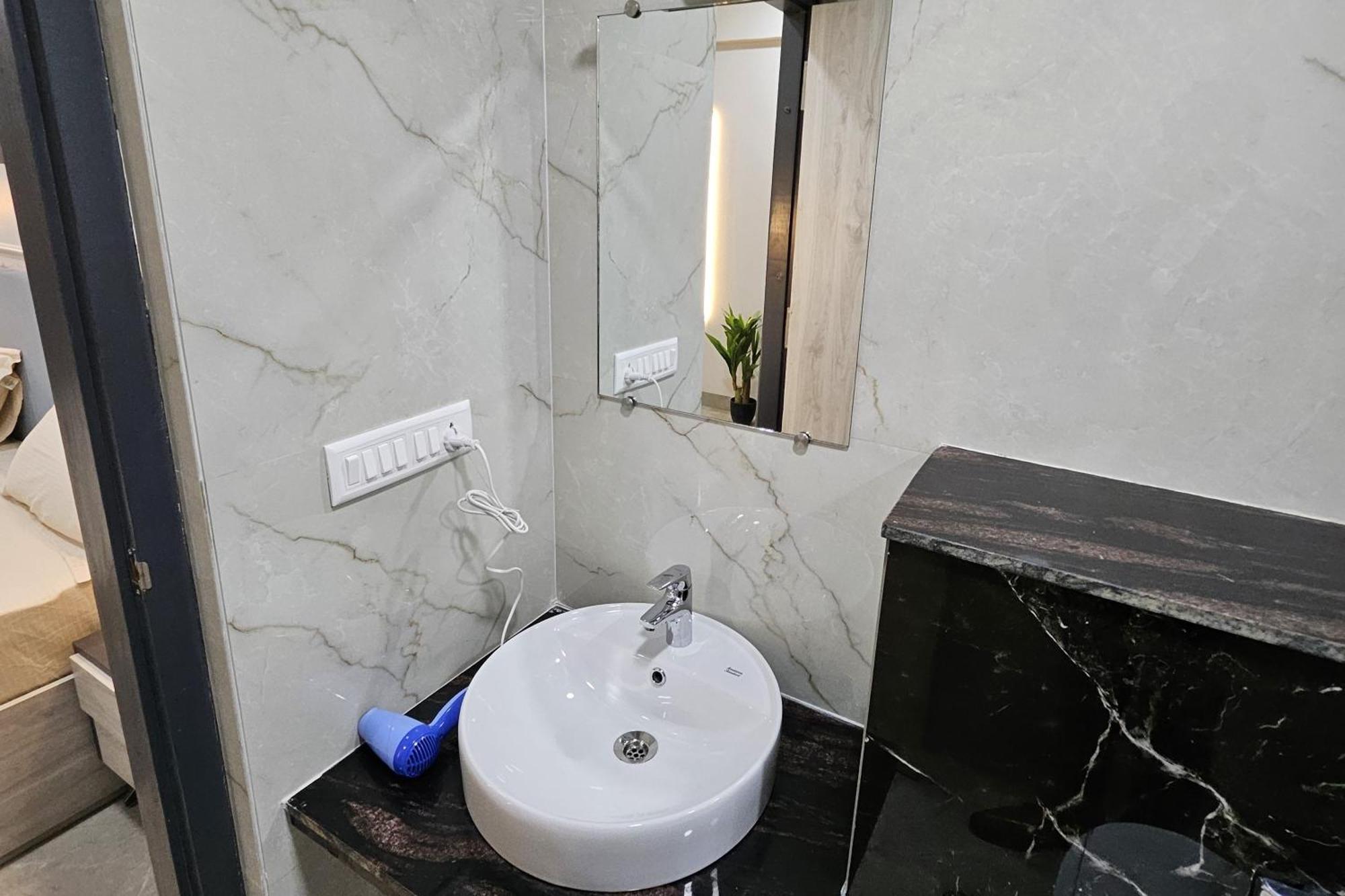 Urban Suites By Blusalzz, Jaipur - Rajasthan מראה חיצוני תמונה